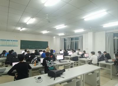 成圖大賽培訓助力學生成長，高等教育培訓展現新活力